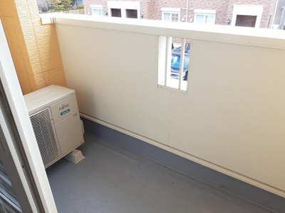 【バルコニー】 | サンライト・プリティーＢ | 開放的で明るい空間を演出してくれるバルコニーです