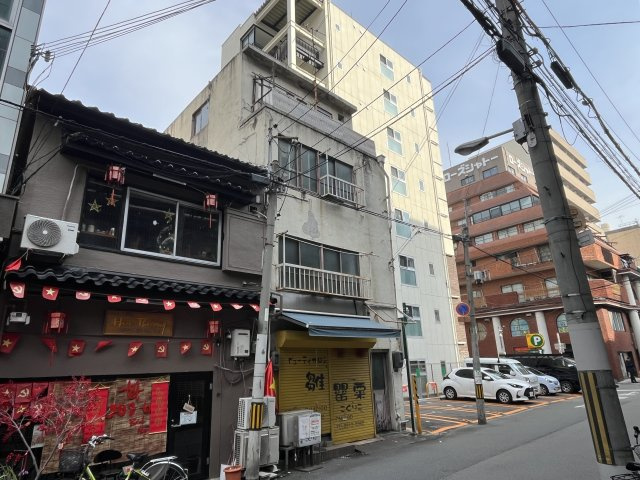 大阪市中央区日本橋１丁目の店舗一部