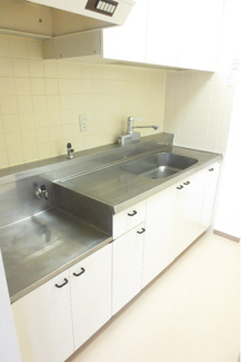 【キッチン】 | アーバンイケダ | お料理しやすいキッチンです