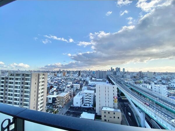 S-RESIDENCE庄内通　平面駐車場あり!初回保証料0円&FR1部屋あり!の展望