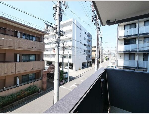 MAXIV名古屋のバルコニー