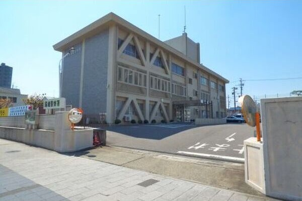 スリーアイランドタワー桜山の周辺