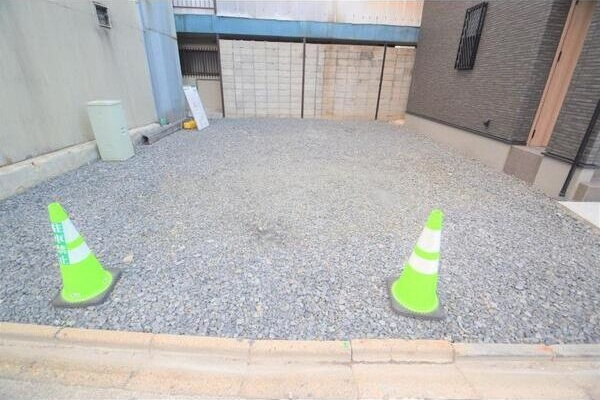 昭和区御器所二丁目戸建賃貸の駐車場