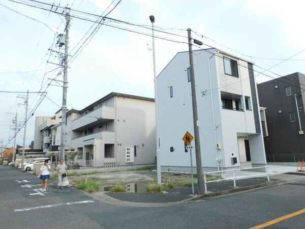 十王町貸家の外観