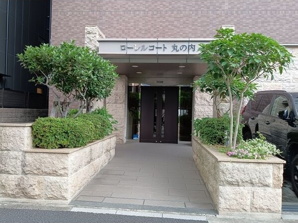 ローレルコート丸の内のエントランス