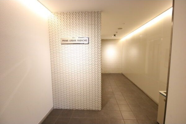ミュプレ矢場町のエントランス
