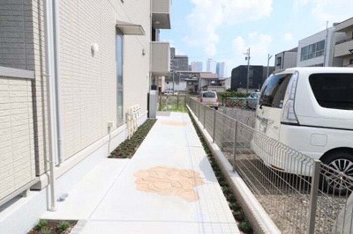 マカオン鳥居通のエントランス
