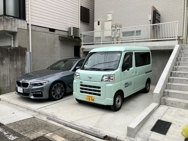 ボンヌール川名の駐車場