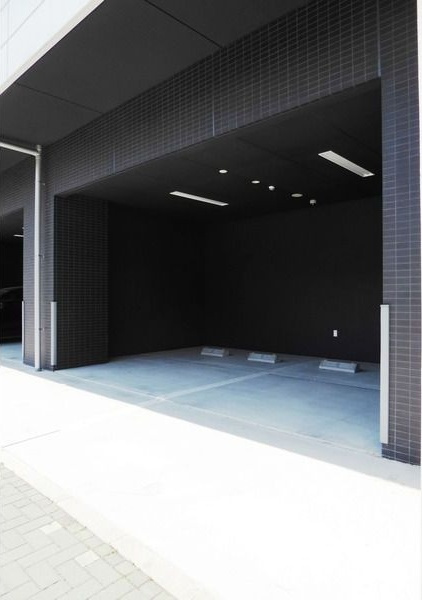 プレディアスタイル名古屋(旧GRAN 30 NAGOYA)の駐車場