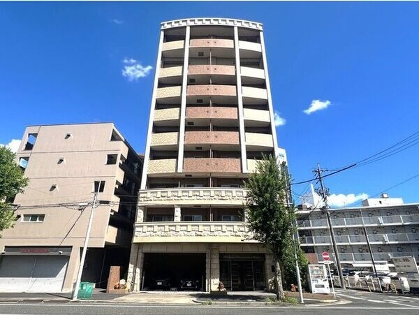 プレサンス千種駅前ネオステージの外観