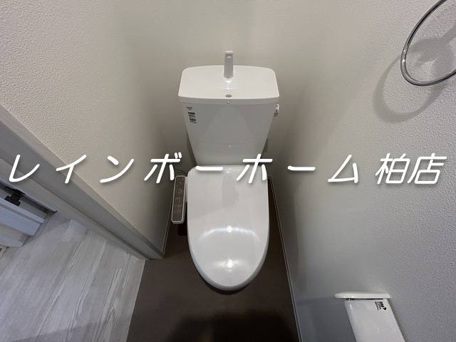 ジーメゾン春日部大場のトイレ|落ち着いたトイレです