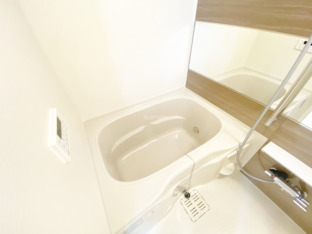 カステロ赤羽の浴室|追い炊き付きバスルームです☆