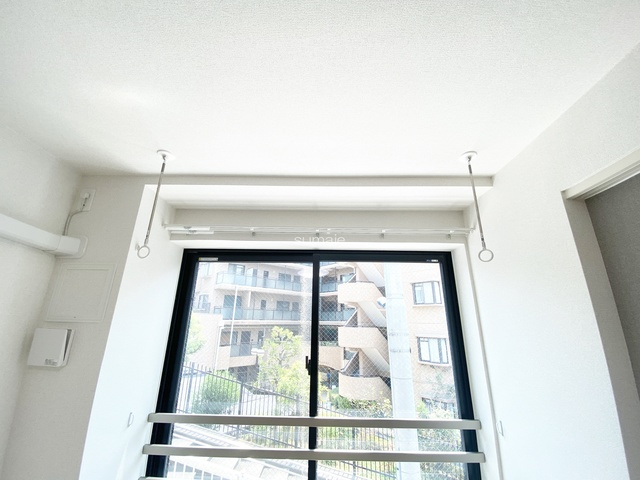 カステロ赤羽の設備|雨の日でも安心な室内物干し☆