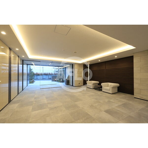 スプランディッドⅧのエントランス|スプランディッドⅧ　ロビー