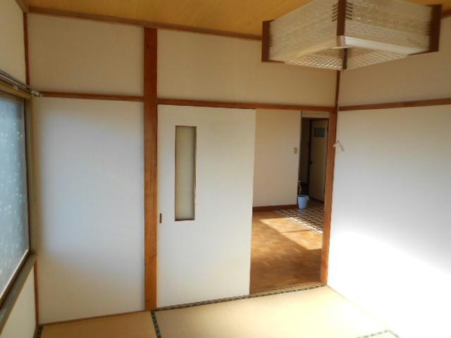 阿部ハイツの居間・リビング