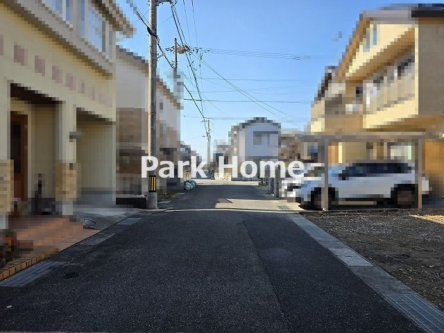 高知市介良乙 ⑲　新築戸建ての前面道路含む現地写真