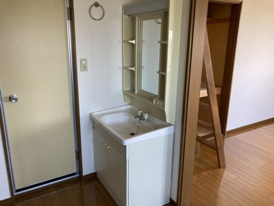 【独立洗面台】 | メゾン・ひろ | 別室写真