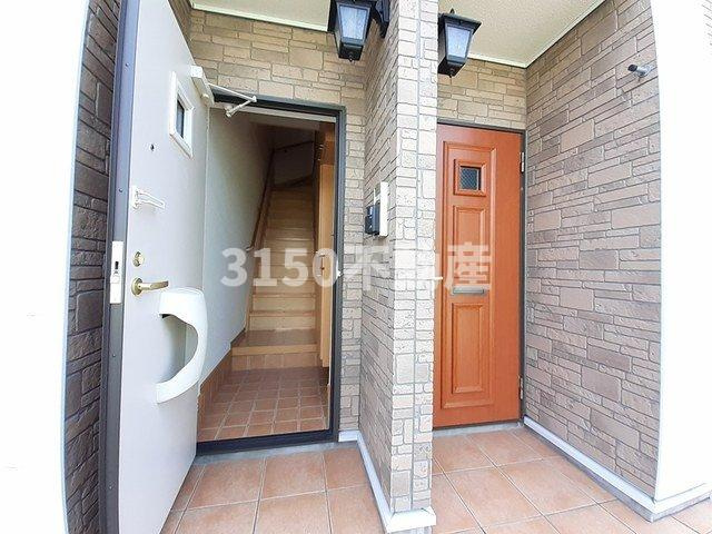 クリアネスＪの玄関