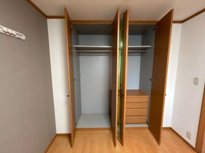 【収納】 | ヴィクトリーステージカンダ | クローゼット