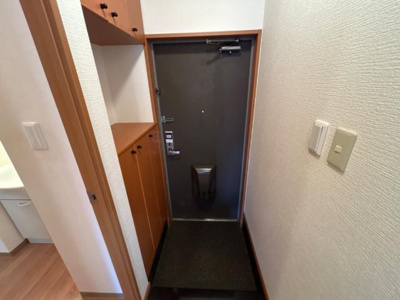 【玄関】 | ヴィクトリーステージカンダ | 玄関