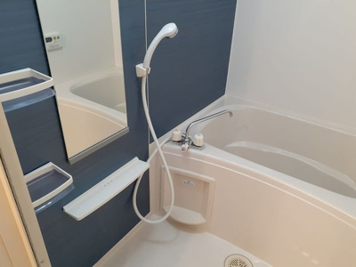 【浴室】 | ラ・カンパネラ