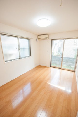 【内装】 | 浅間町戸建 | 全室二面（以上）採光です！