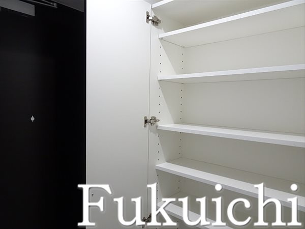 LiveFlat学芸大学 の収納