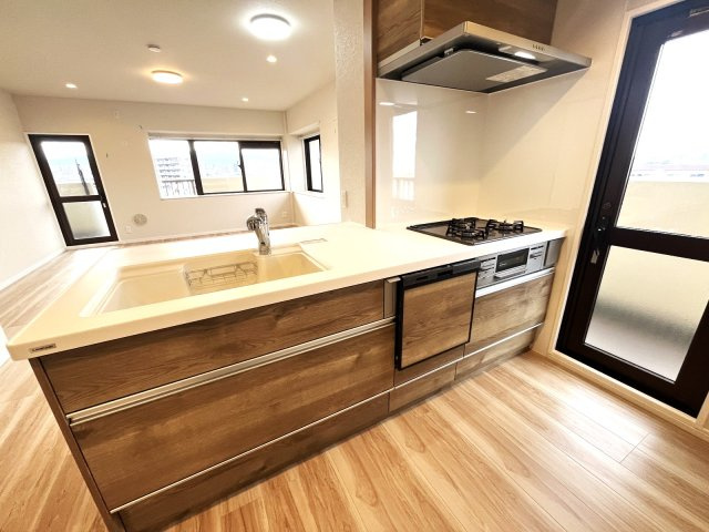 エンゼルハイム井尻第3のキッチン|
キッチンはしっかりと幅があり、作業も効率よく行えますよ♪
