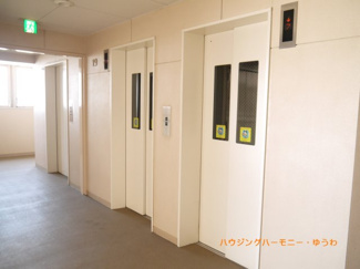 【その他共用部分】 | 勿論エレベーターが備え付けられています。