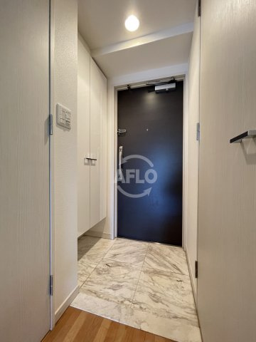 QCフラット北堀江の玄関|QCフラット北堀江　玄関