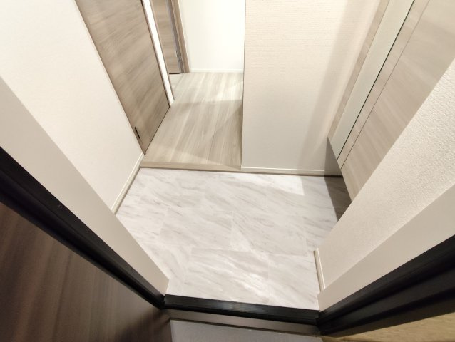 セレスティア新小岩の玄関