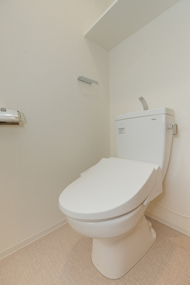 【トイレ】 | Ｃａｒｔｏｌｅｒｉａ | ※写真は同タイプ住戸です。
