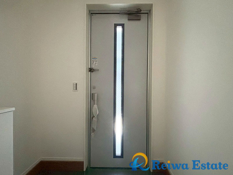 新築戸建　茅ヶ崎市東海岸南4丁目　全2棟の玄関