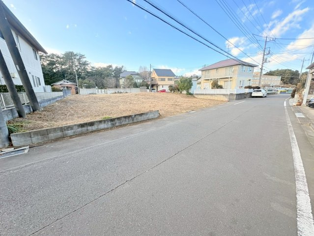川越市笠幡　建築条件なし売地　JR川越線『笠幡駅』徒歩18分　【霞ヶ関小学区】の前面道路含む現地写真