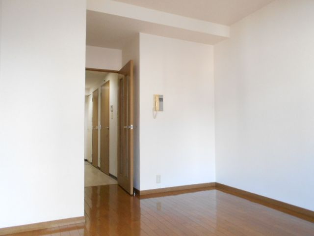 メゾン・ド・ヴィレ千葉中央の洋室