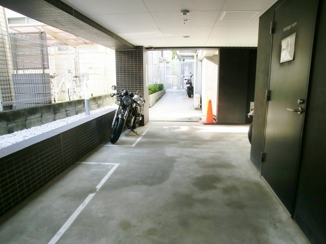 セントパレス王子の駐車場|バイク置き場もあります☆