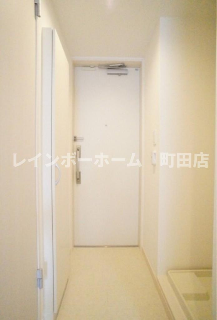 リブリ・ロイヤルサクセス※初期費用分割あと払いサービス利用可能物件の玄関