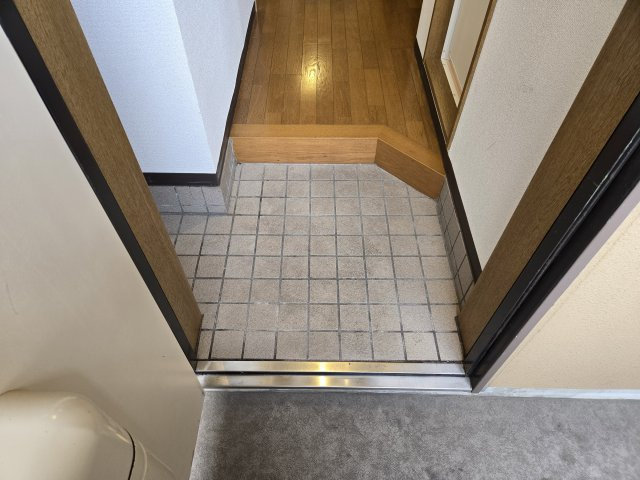 ライジングヴィラ葵|名古屋市の賃貸ならMy賃貸の玄関|ライジングヴィラ葵