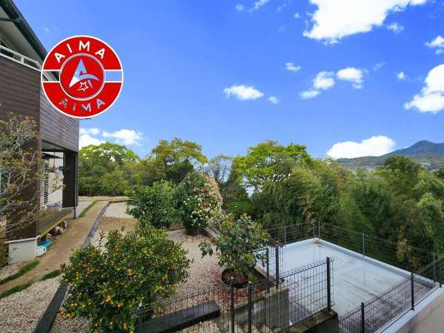 福岡市東区香住ヶ丘4丁目第4-1棟（1号棟）の展望|窓から緑が見える物件も魅力的です。
