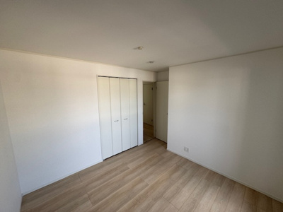 【洋室】 | Cradle garden堺市堺区西湊町第1 | 6.3帖の洋室！白を基調としたシンプルな内装なので、お好みのインテリアで空間づくりを楽しめます。