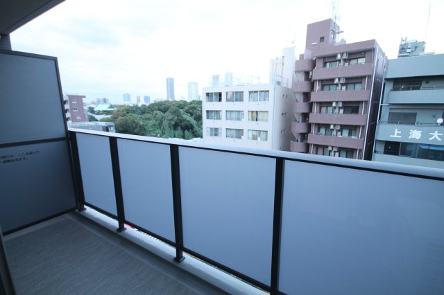 【バルコニー】