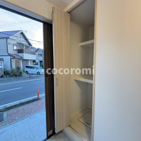 下植野小字宮本　新築戸建ての玄関