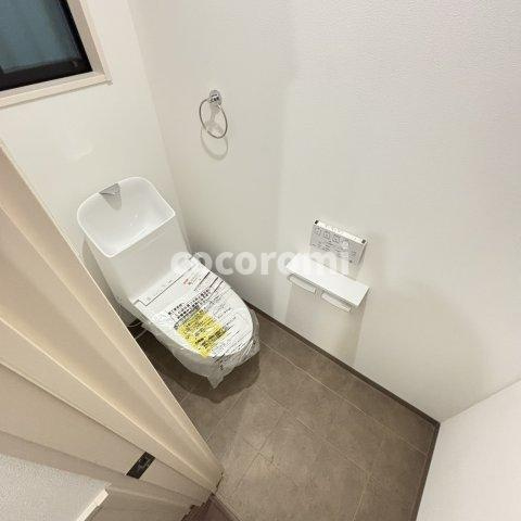 下植野小字宮本　新築戸建てのトイレ