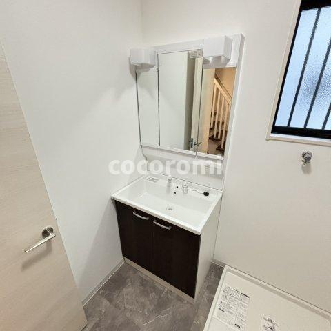 下植野小字宮本　新築戸建ての洗面所