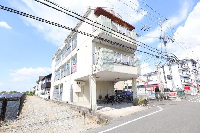 ラックハウス