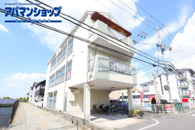 ラックハウス