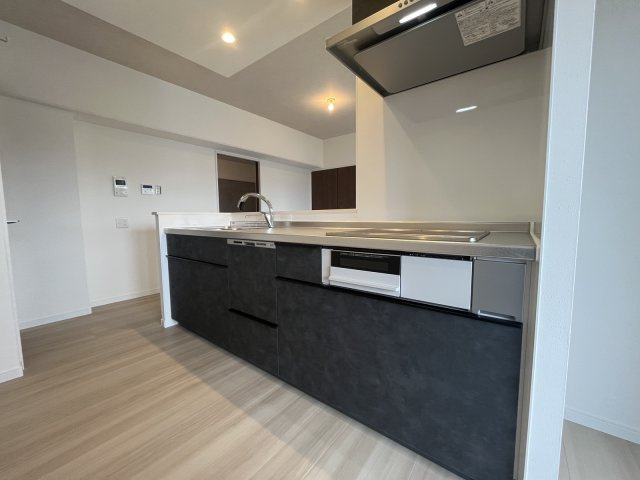 クレスト小笹のキッチン|
キッチンはしっかりと幅があり、作業も効率よく行えますよ♪