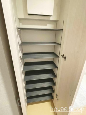 【玄関】 | STRAWBERRY FIELDS NARUWO