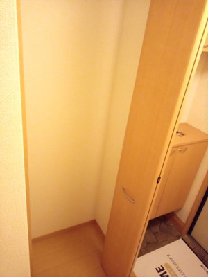 【その他】 | ひだまり館 A棟 | 玄関収納