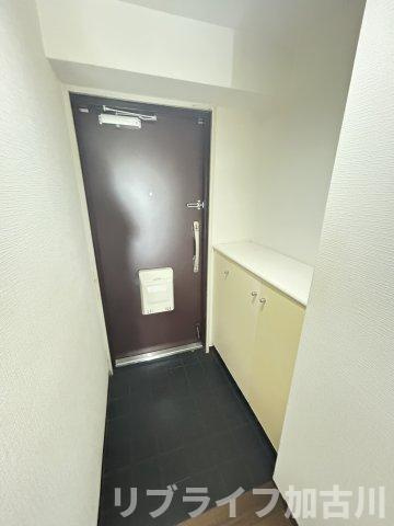 シャルヴィ加古川の玄関